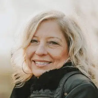 Jill, owner of Jill’s House Cleaning